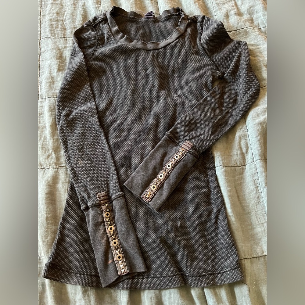 Free people, waffle, thermal size large, studded, comfy top